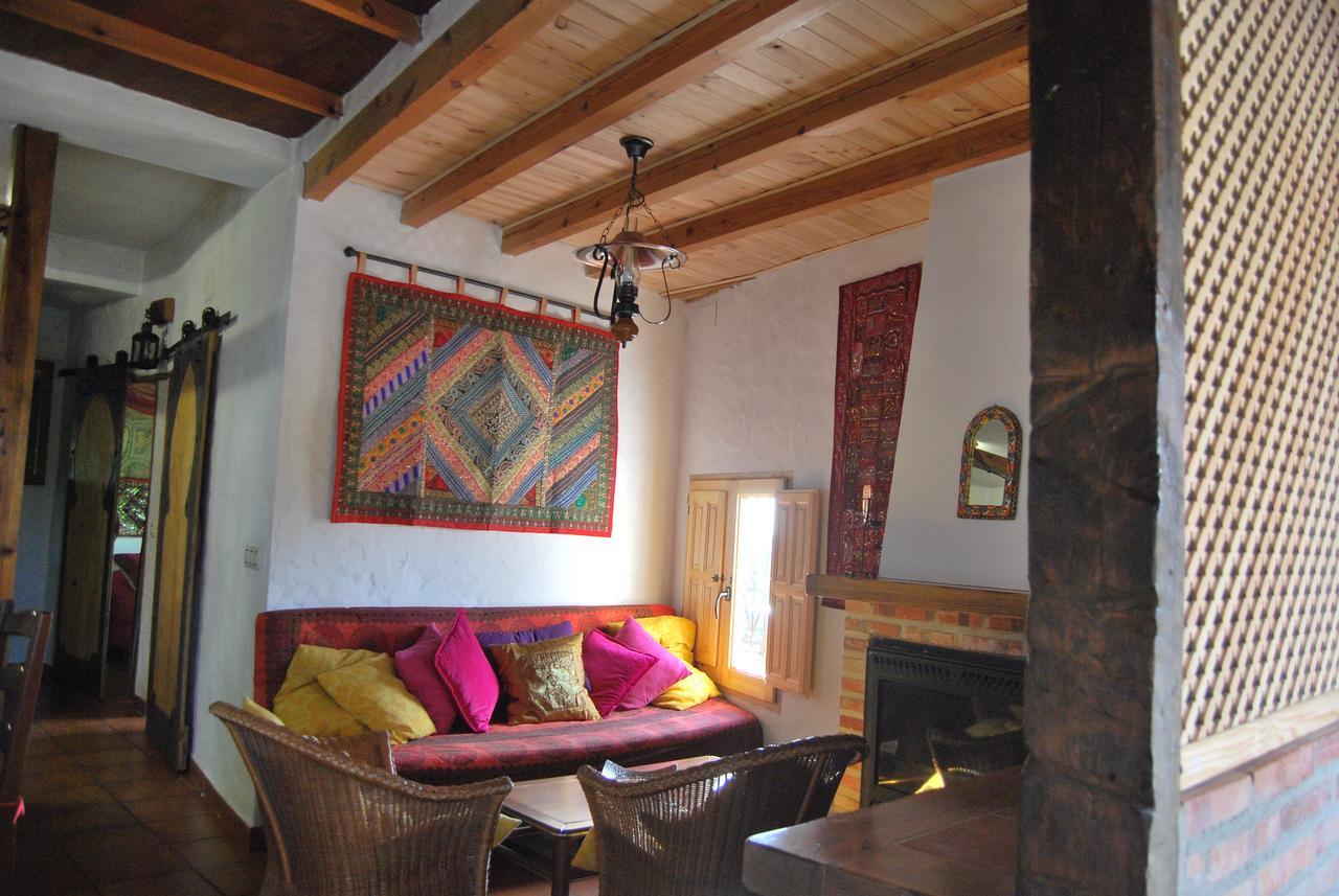 Casas Azahar-Alucema Guest House ซาอารา เด ลาเซียร์รา ภายนอก รูปภาพ
