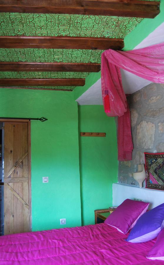 Casas Azahar-Alucema Guest House ซาอารา เด ลาเซียร์รา ภายนอก รูปภาพ