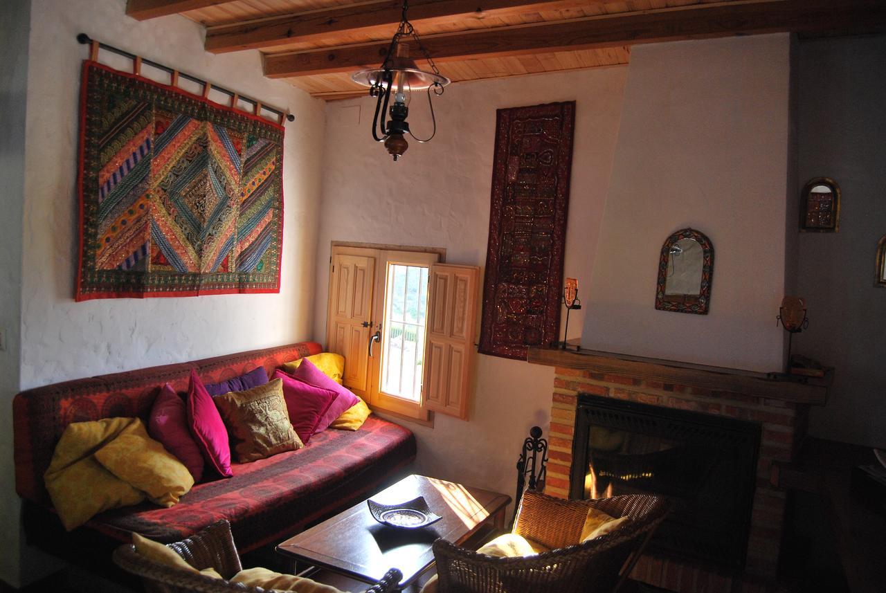 Casas Azahar-Alucema Guest House ซาอารา เด ลาเซียร์รา ภายนอก รูปภาพ