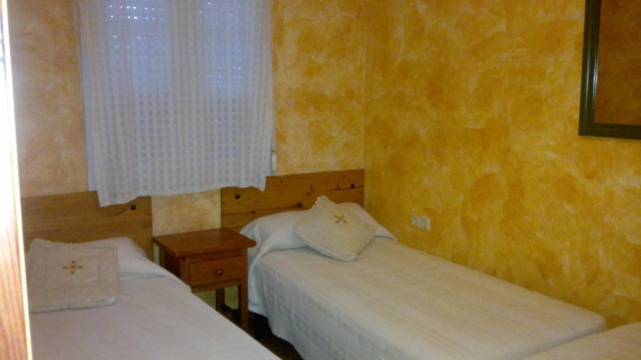 Casas Azahar-Alucema Guest House ซาอารา เด ลาเซียร์รา ภายนอก รูปภาพ