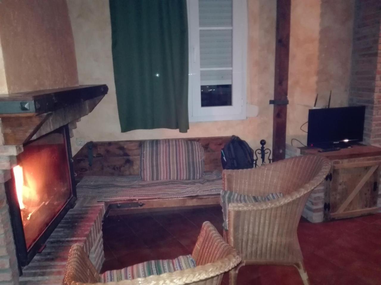 Casas Azahar-Alucema Guest House ซาอารา เด ลาเซียร์รา ภายนอก รูปภาพ